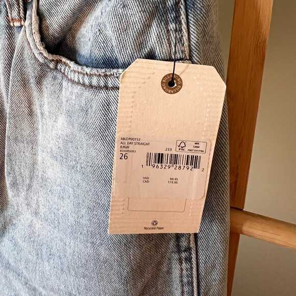 Billabong Jeans NWT 26" - Picture 3 of 4